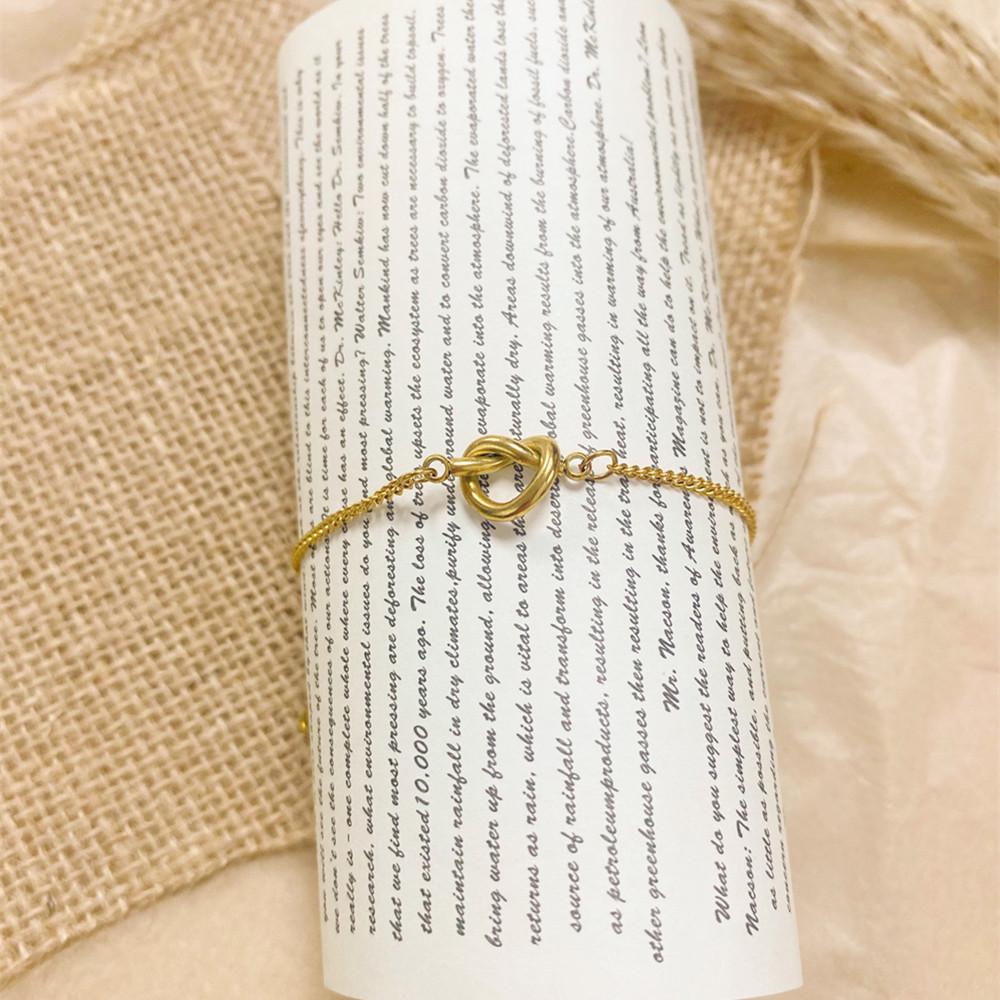 French Pastoral Golden Heart Knot Fine Chain Bracelet for Women