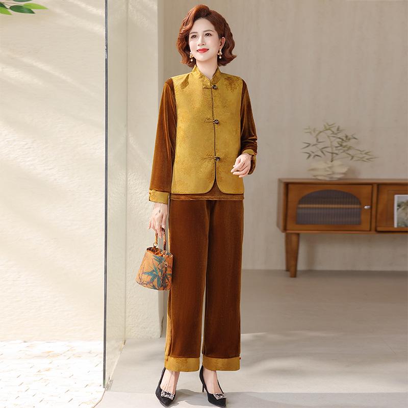 

Mother s Spring & Autumn Chinese Style Retro Three-Piece Suit with Stand Collar for Middle-Aged Women 3XL (120-135 jin) жёлтый
