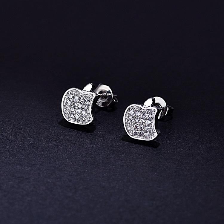 Small Earrings To Raise The Ear Female Personality Simple Cold Wind Earrings Advanced Sense of Jewelry Temperament Sweet Girl Cute Cat Earrings