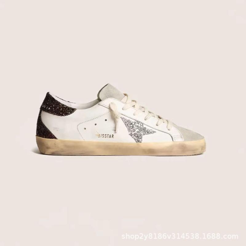 Chaussures de sport pour femmes étoiles petites sales classiques polyvalentes chaussures de skate pour hommes augmentation de la hauteur intérieure chaussures blanches en cuir de vachette sales
