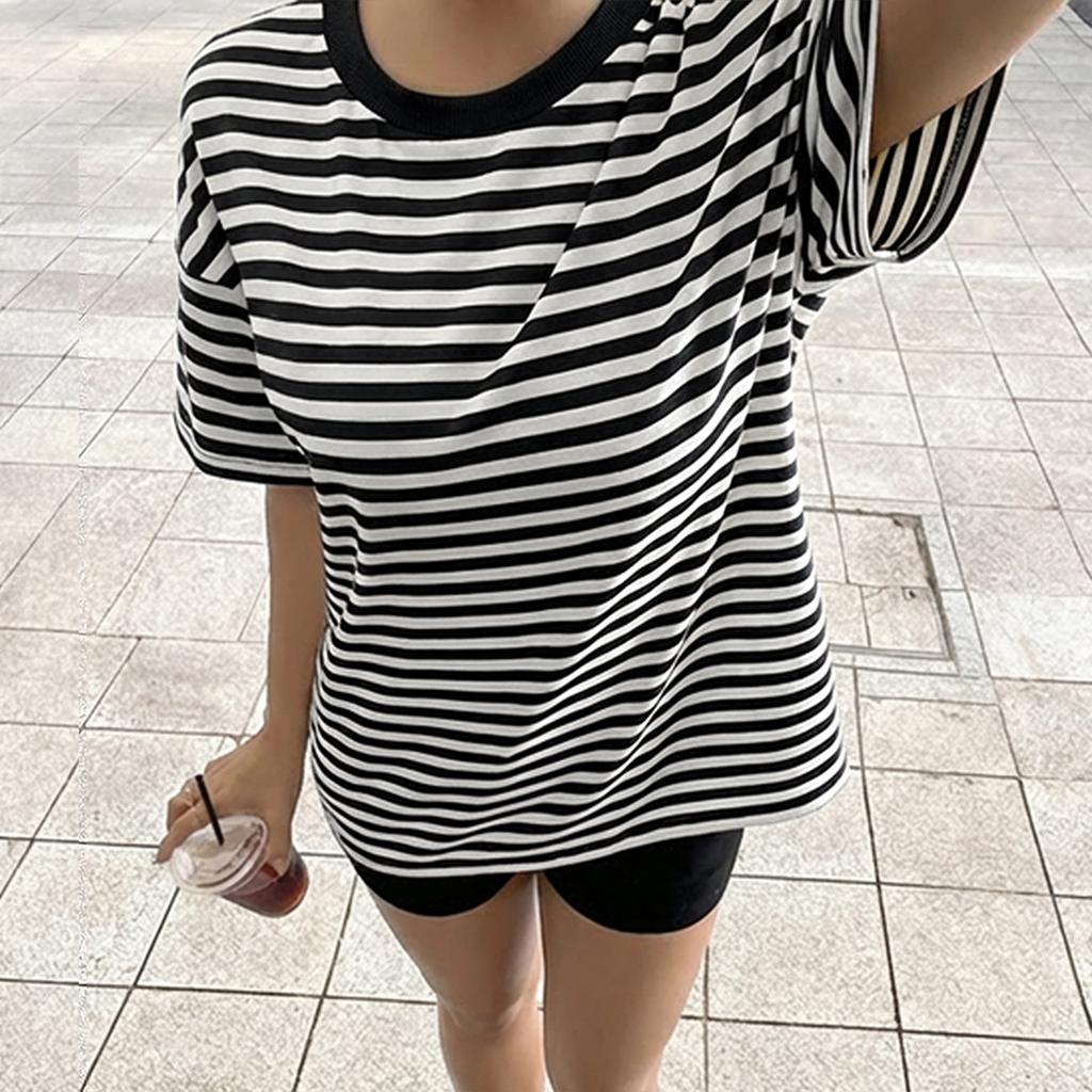 Women's Fashion Striped Round Neck Short Sleeved Casual Loose Fitting Pullover T-shirt Top