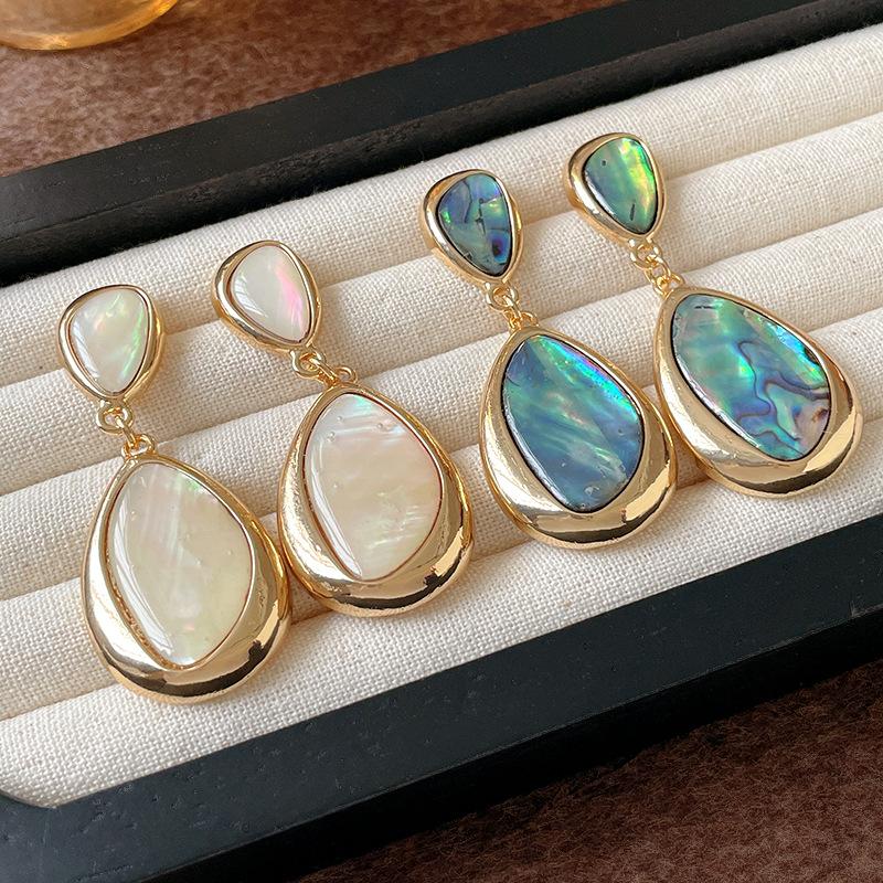 Fritillaria Oval Wassertropfen Ohrringe für Damen Französisch Elegant Temperament Hängeohrring Personalisiert Leichter Luxus Zirkon