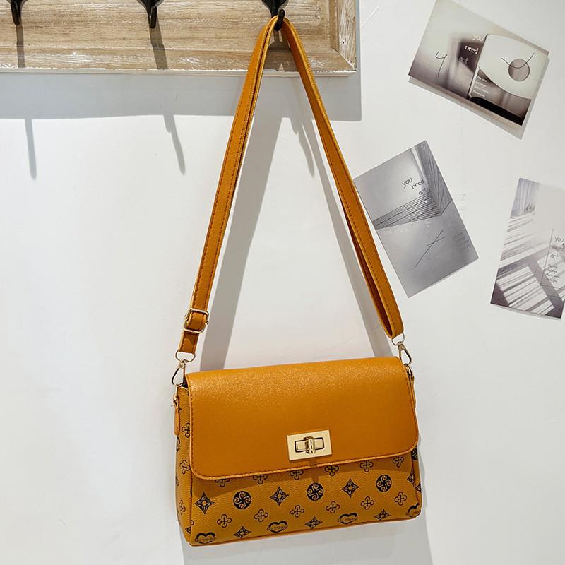 Новый Стиль Сумка Через Плечо Маленькая Квадратная 2023 Осень Корейская Версия Женская Сумка Высококачественная Маленькая Квадратная Сумка Нишевая Сумка Женская Сумка Кросс-боди Белая жёлтый