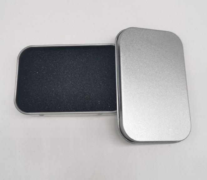 Armbånd i rustfritt stål med lasergravert metall: Perfekt bursdags- eller julegave