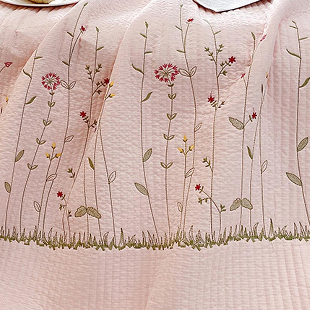Cotton Quilt Pure Color Home Fashion Elegant Tencel Embroidery Pattern Cotton Summer Cooling Quilt