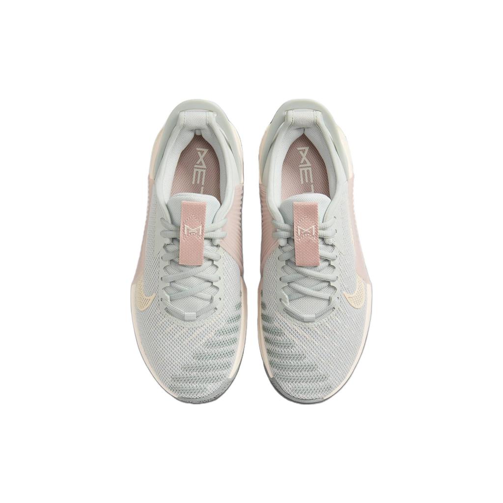 (WMNS) Nike Metcon 9 EasyOn 'Light Silver Pale Ivory-Guava Ice' Women's DZ2540-002