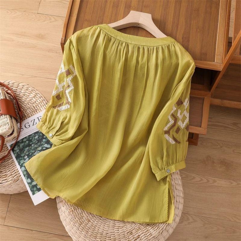 Women Summer Round Neck Three Quarter Sleeve Geometric Embroidery Casual Blouse