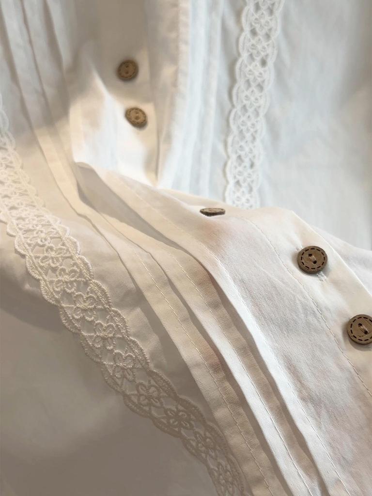 Women's Retro White Lace Trim Blouse - Long Sleeve, Loose Fit for Spring & Autumn 2026