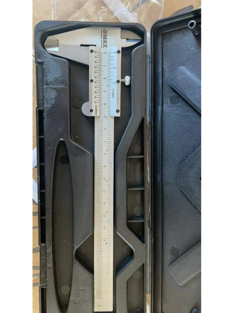 

Цифровой углепластиковый штангенциркуль 150 мм для измерения ювелирных изделий и предметов коллекционирования