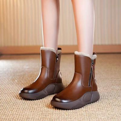 Soft Leather Velvet Thickened Snow Boots Women's 2025 Winter New High-end Non-slip Flat Heel Short Boots Cotton Shoes