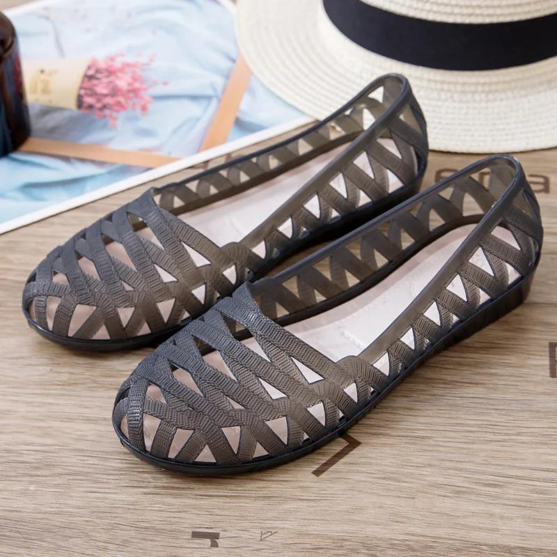 

Женские фиолетовые полые дышащие пластиковые туфли с круглым носком, недорогие танкетки, лаконичные повседневные повседневные мокасины 2025 38 чёрный