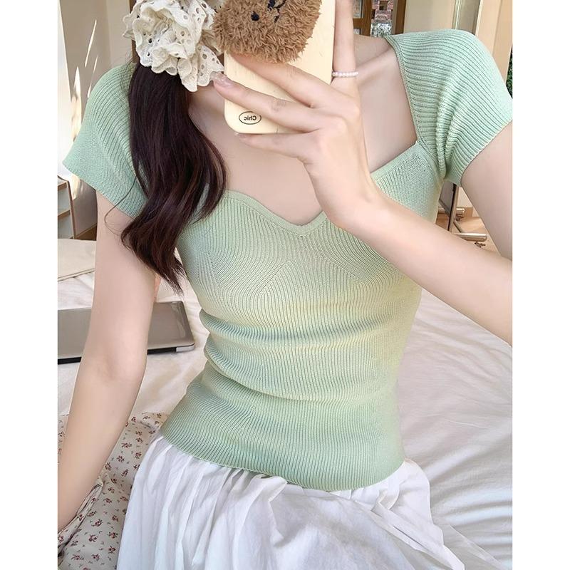Sommer neuer Stil gestricktes dünnes Halbarm-T-Shirt rechte Schulter kurzärmeliges Oberteil V-Ausschnitt freiliegendes Schlüsselbein schlank machend minzgrün