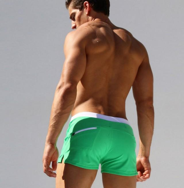 European and American Quick-Dry Men's Beach Swim Trunks with Back Pocket and Solid Color Design