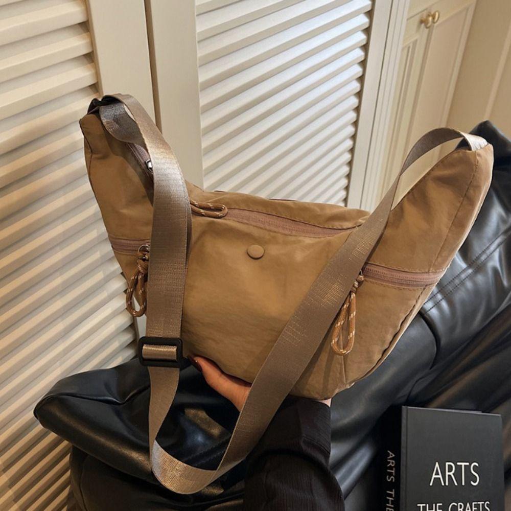 Japanese Style Nylon Dumpling Bag Solid Color Sports Shoulder Bag Casual Crossbody Bag  Outdoor