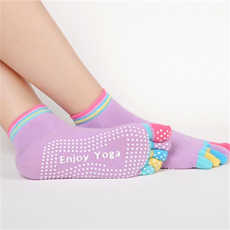 Women s Non-Slip Cotton Yoga Socks with Heel, Healthy Five-Toe Sports Floor Socks One Size