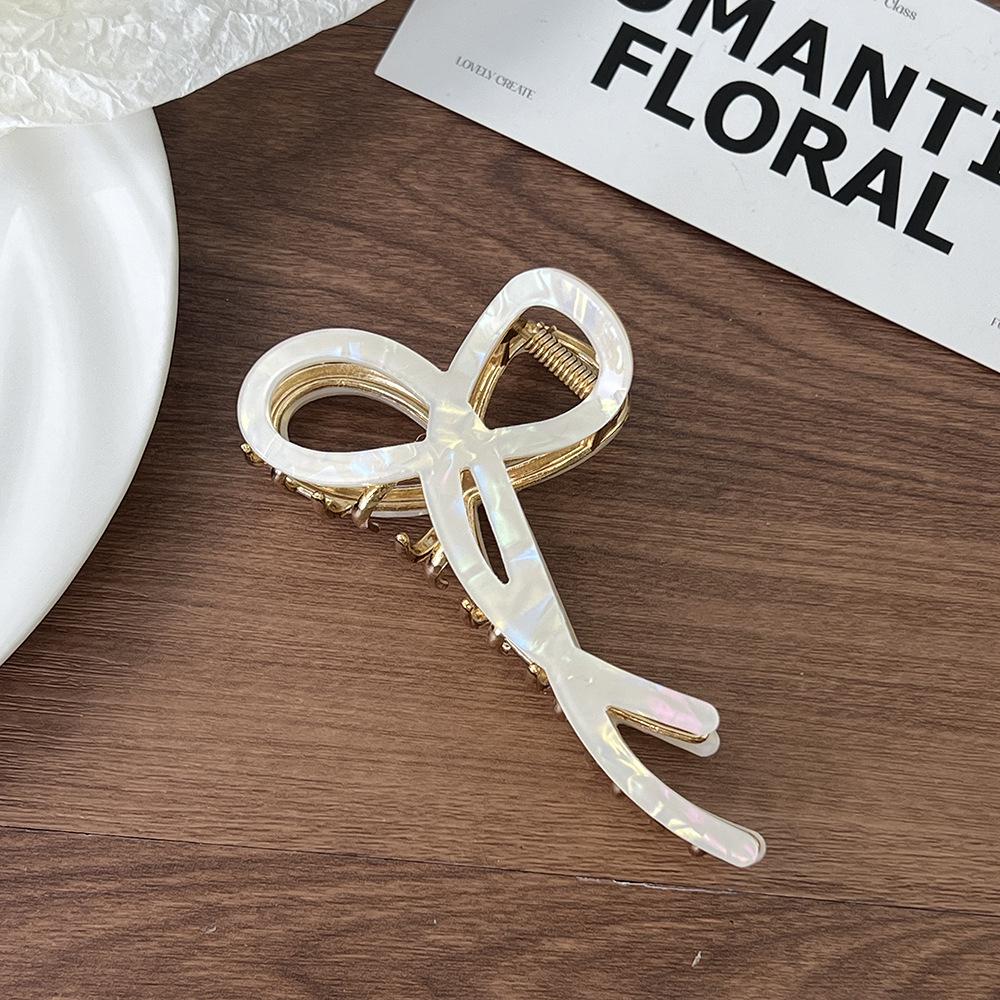 Elegant Large Hollow Butterfly Hair Clip - Women's Temperament Acetic Acid Shark Grip Headwear