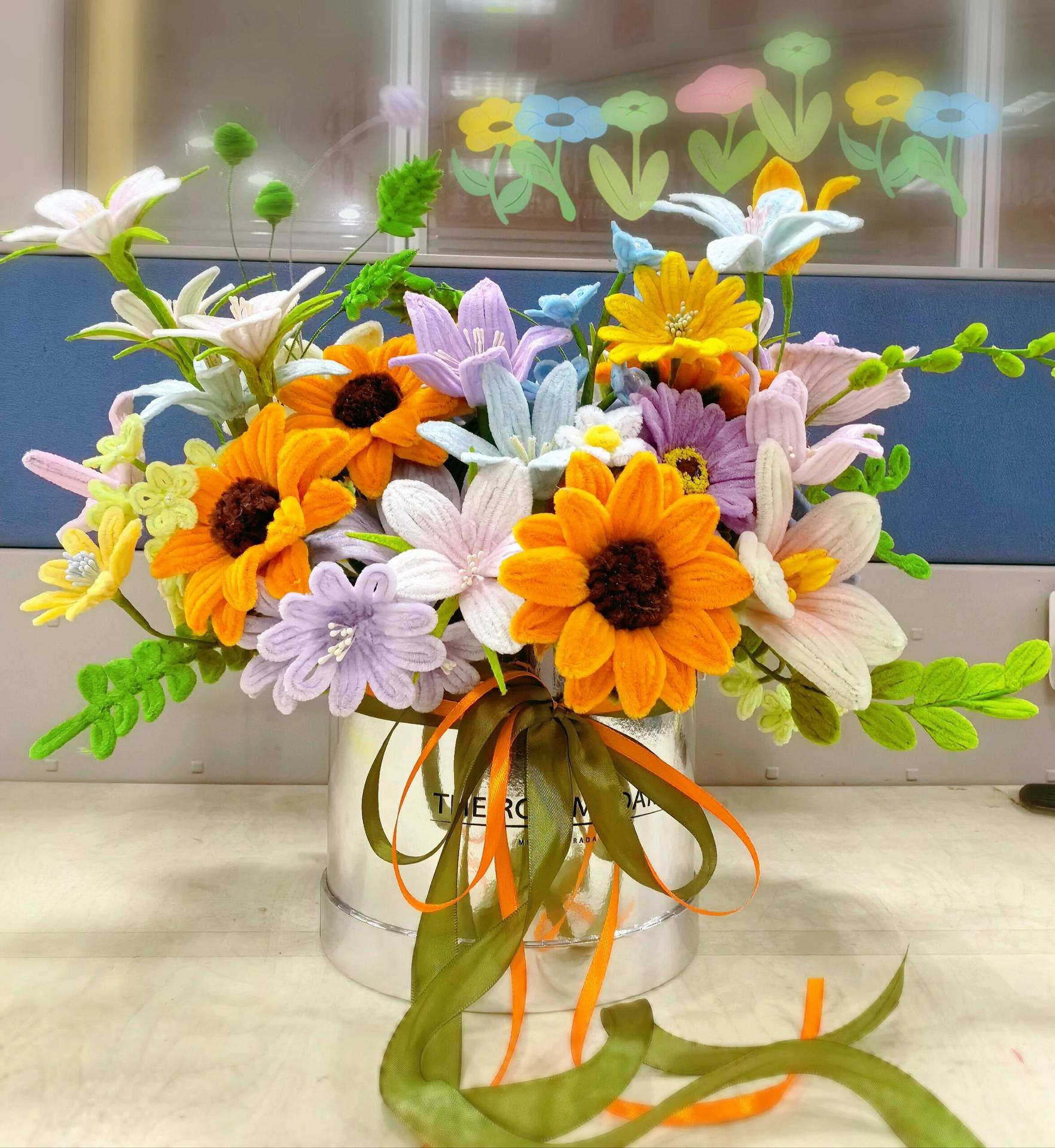 Chenille Stem Flower DIY Kit: Handmade Gift for Girlfriend or Bestie