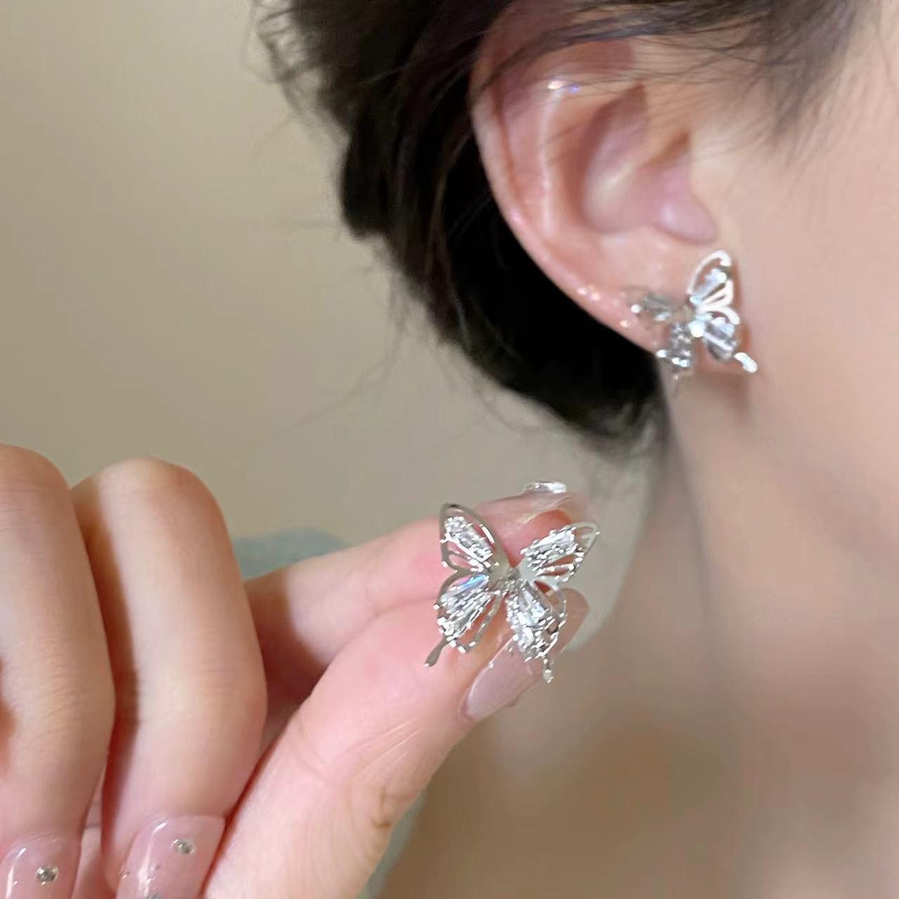 

Корейские серьги-кисточки из серебра 925 пробы с бантом и нишевым дизайном