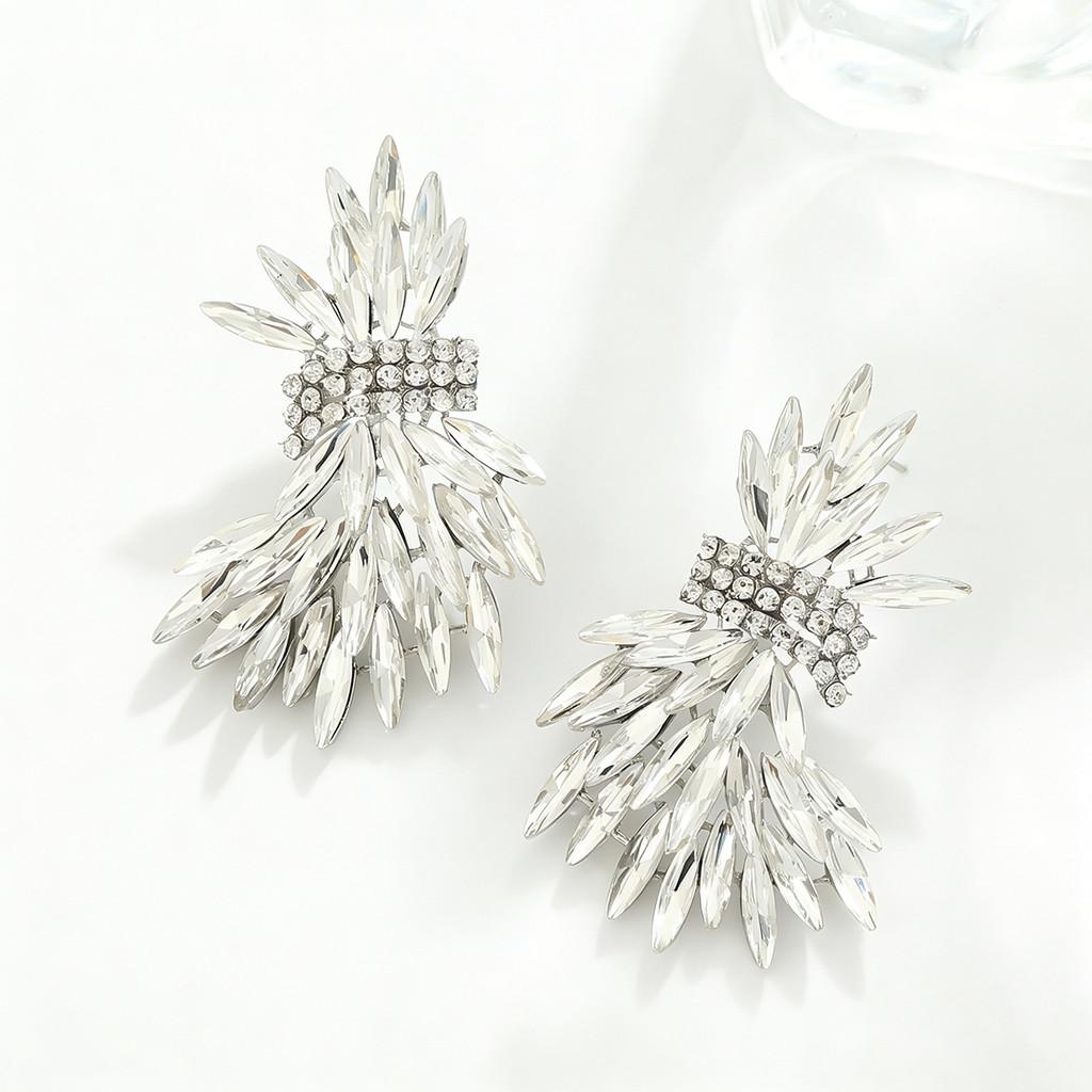 Elegant Light Luxury Alloy Drop Earrings For Women With Modern Geometric Design