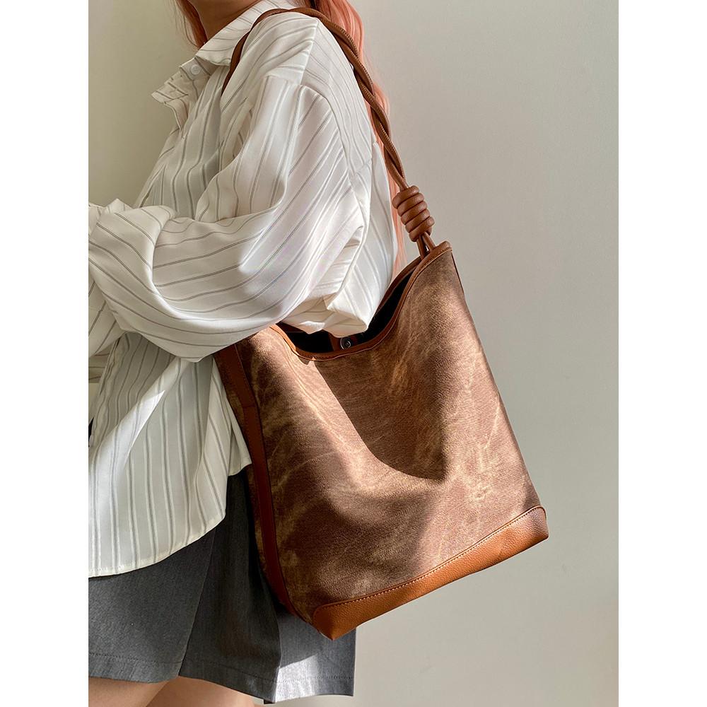 IELGY Melade Retro Commuter Tote Bag