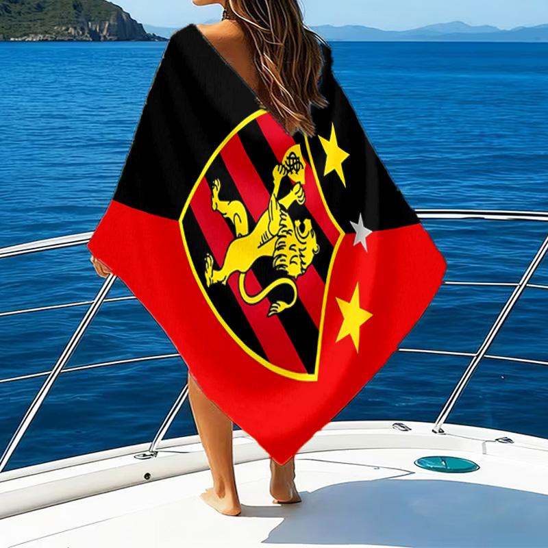 Sportverein Fußballwappen Aufdruck Strandtuch, Super Weiche Mikrofaser, Perfektes Geschenk Geburtstag, für Pool, Strand, Reisen, für Familie und Freunde