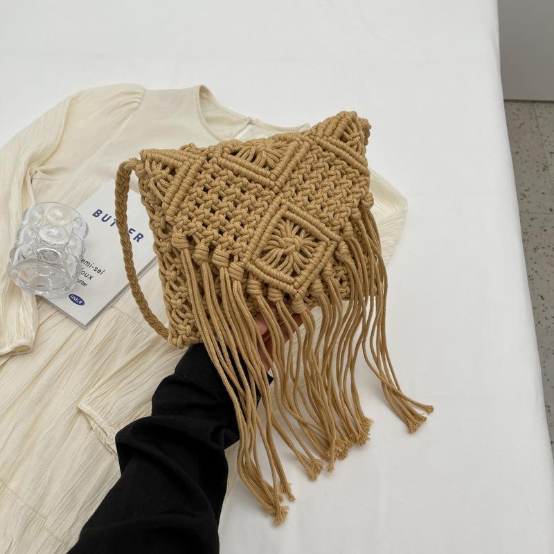 Trendy Single-shoulder Bag Summer Hollowed-out Woven Phone Bag Tassel Crossbody Bag