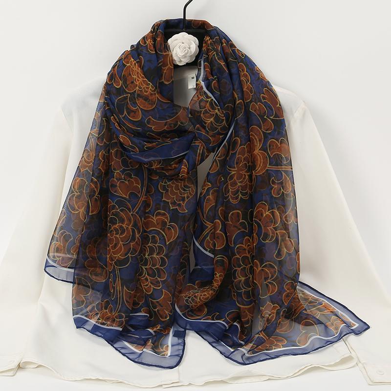 New Luxury Printed Silk Scarf Women Scarves Bufandas Summer Beach Shawls Foulard Flower Design Long Neck Scarves Hijabs