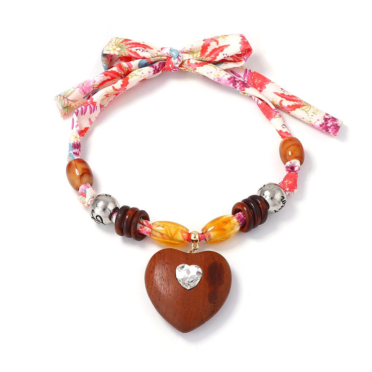 Европейское и американское простое модное ленточное ожерелье с деревянным кулоном в виде преувеличенного сердца, универсальное повседневное женское