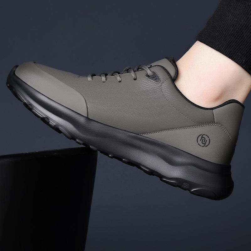 Men's Breathable Flyknit Slip-On Fall Sneakers