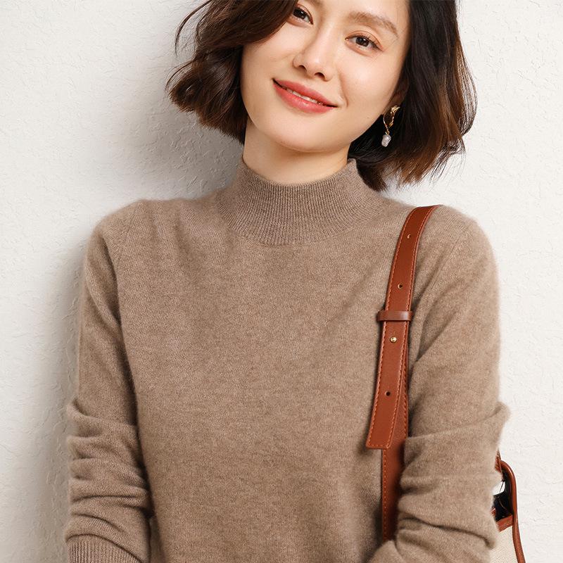 2024 Nový dámský svetr pulovr v korejském stylu s polovyvýšeným límcem a dlouhým rukávem v jednobarevné variantě