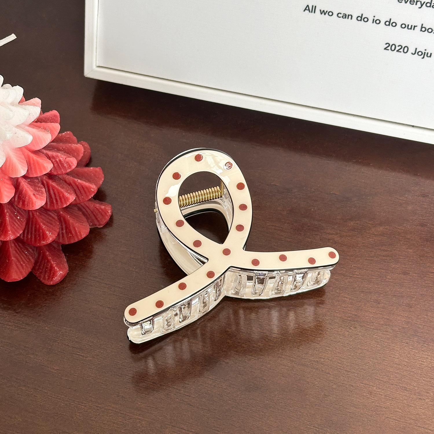 

Hair Trendy Large Claw Clips Featuring Floral And Strawberry Prints For Women Dot Small