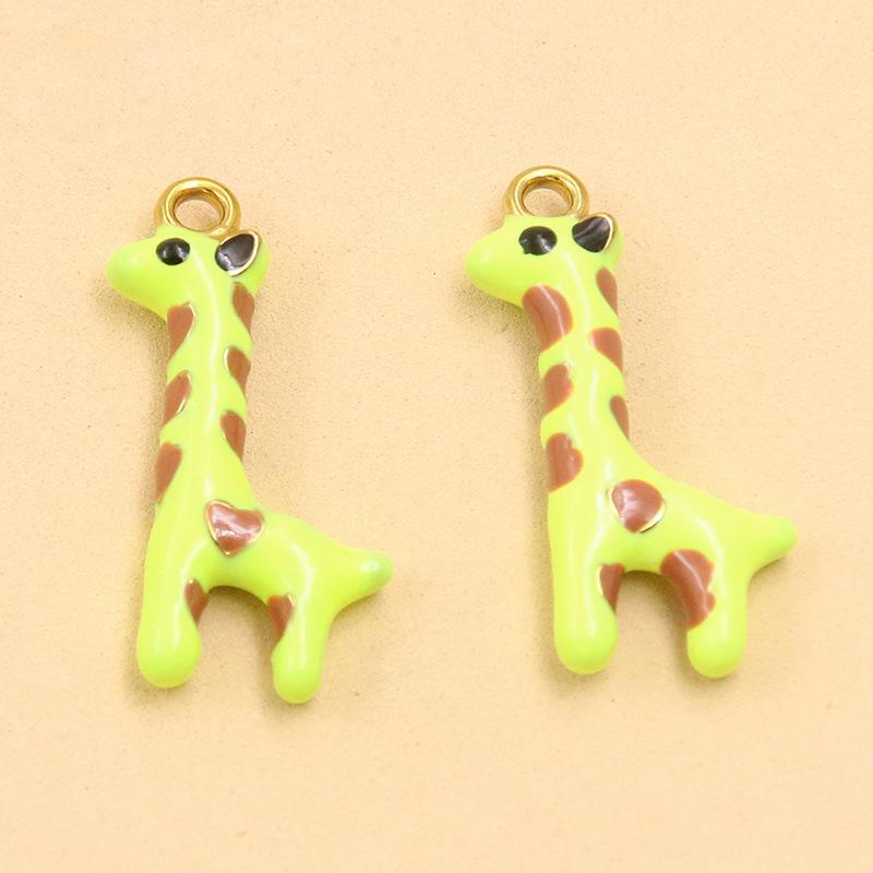 18K Gold Plated Animal Pendants: Giraffe, Duck, Elephant Jewelry for DIY Bracelets & Necklaces