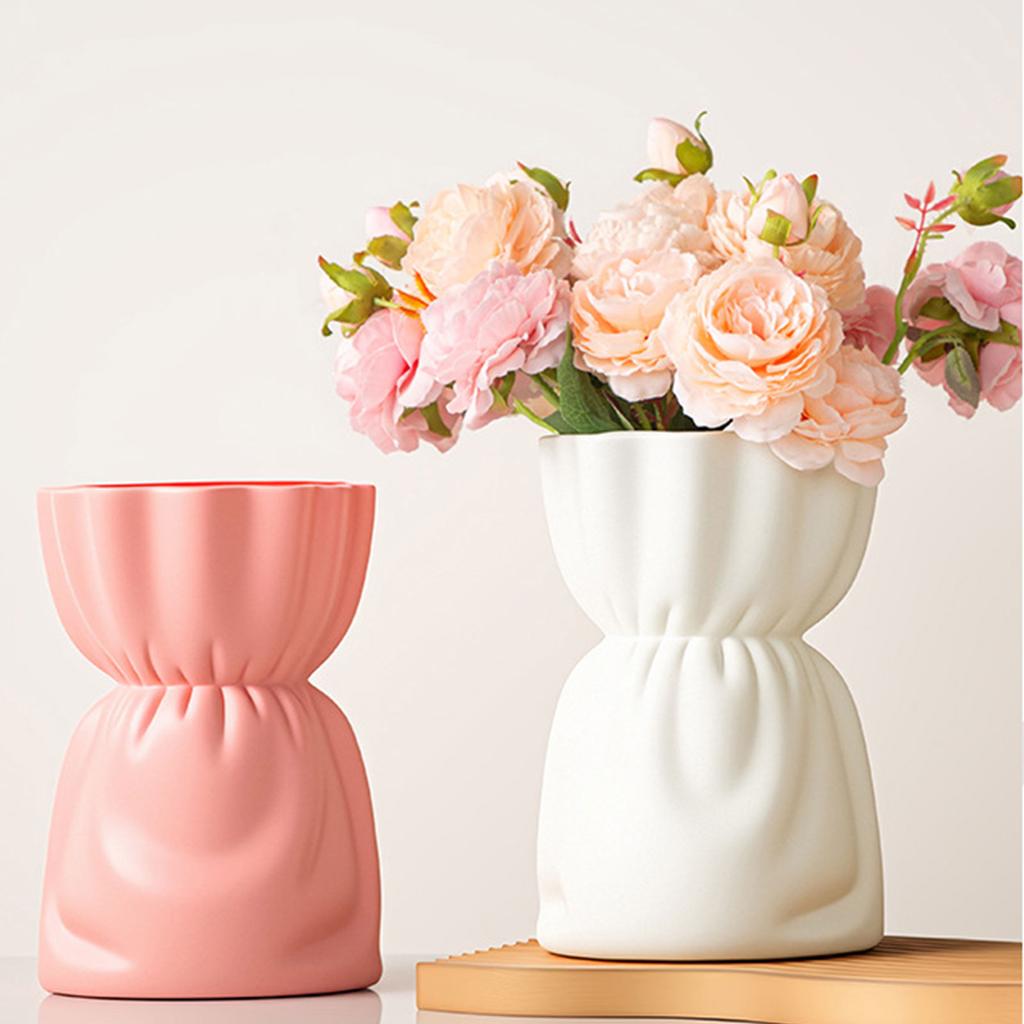 Small Plastic Flower Vases Decorative Unbreakable Bouquet Shape Vases for Dried And Artificial Flowers for Dining Wedding