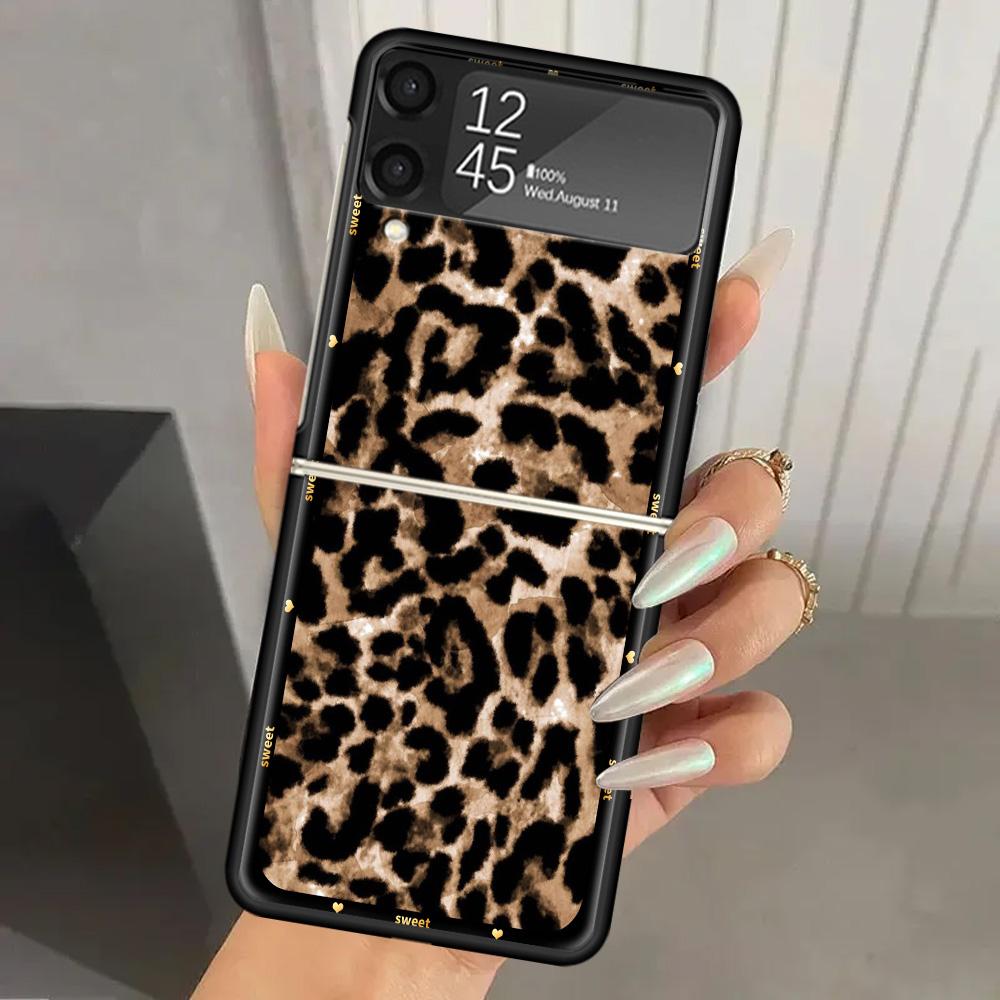 Animal Leopard Print Hard PC Phone Case For Samsung Galaxy Z Flip 7 6 5 4 3 Black ZFlip7 ZFlip6 Flip5 Flip4 Flip3 5G Print Cover