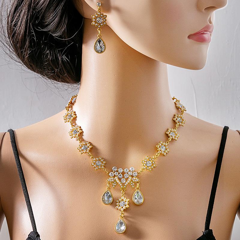 Luxury Atmospheric Water Drop Jewelry Set, Geometric Round Pearl Earrings, Elegant Flower Necklace For Women
