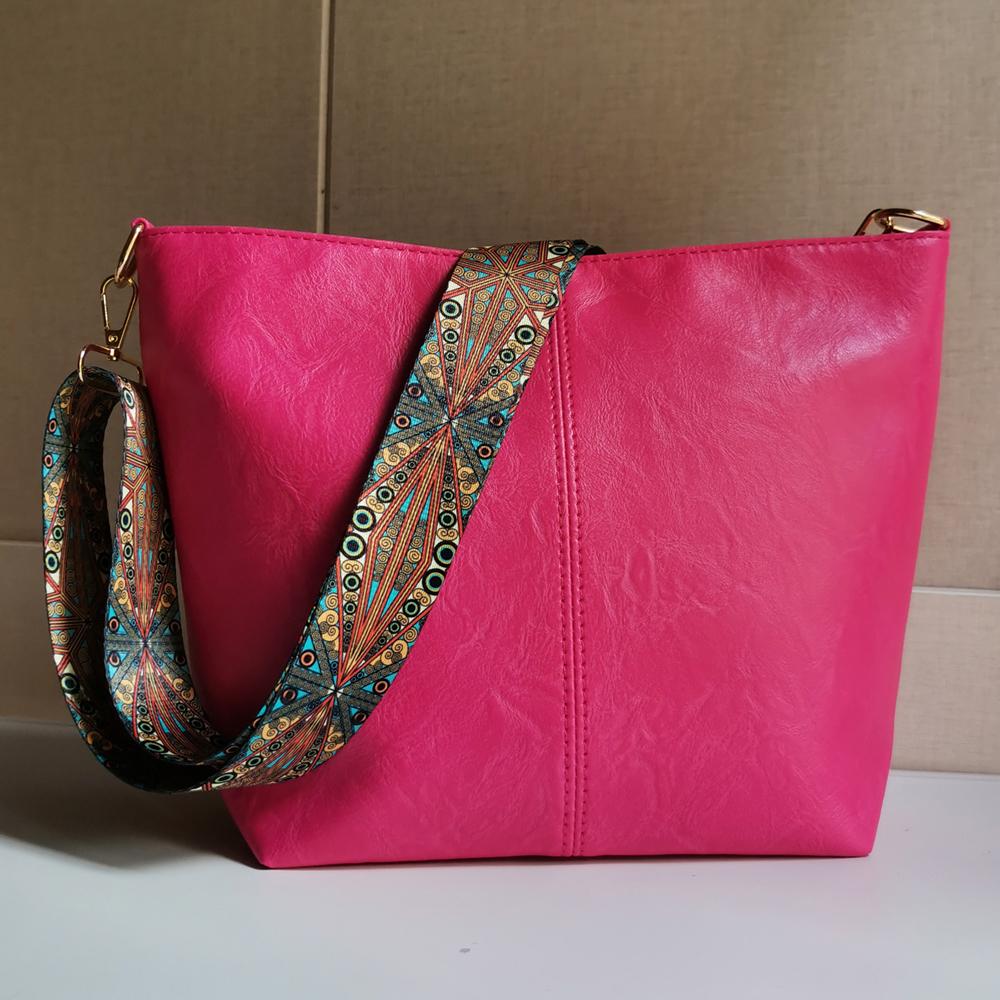 Fashionable wide shoulder strap shoulder bag, retro PU leather women's crossbody bag, casual bucket bag