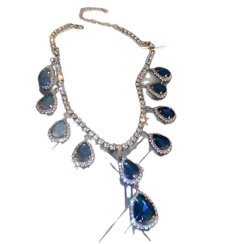 Elegant Rhinestone Flower Tassel Necklace for Women - Stylish Geometric Water Drop Design
