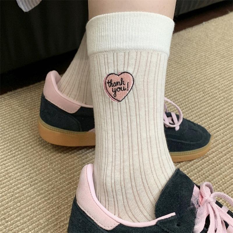 

Summer Hollowed-out Thin Sweet Pink Heart-shaped Embroidered Ballet-style Socks for Women s Mid-calf Socks 1 pair білий