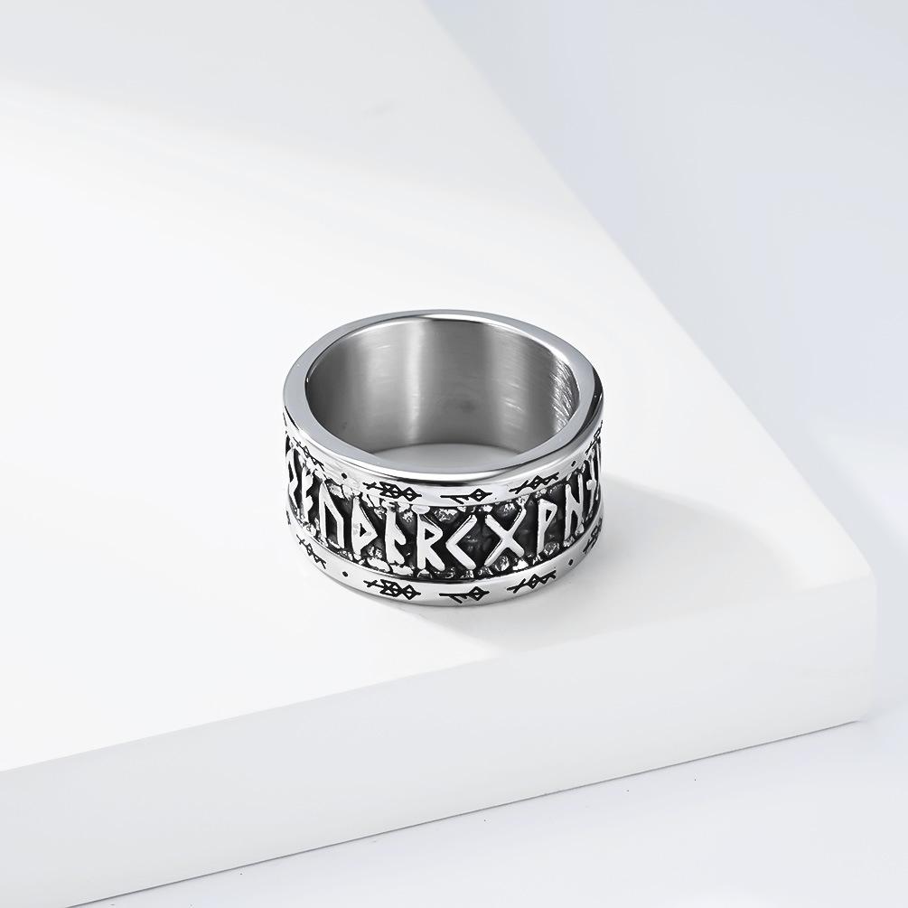 Men's Viking Rune Ring, 4 Colors Norse Totem Titanium Steel Band, Vintage Gothic Amulet Jewelry, Nordic Style Finger Ring for Men, Punk Biker Gift