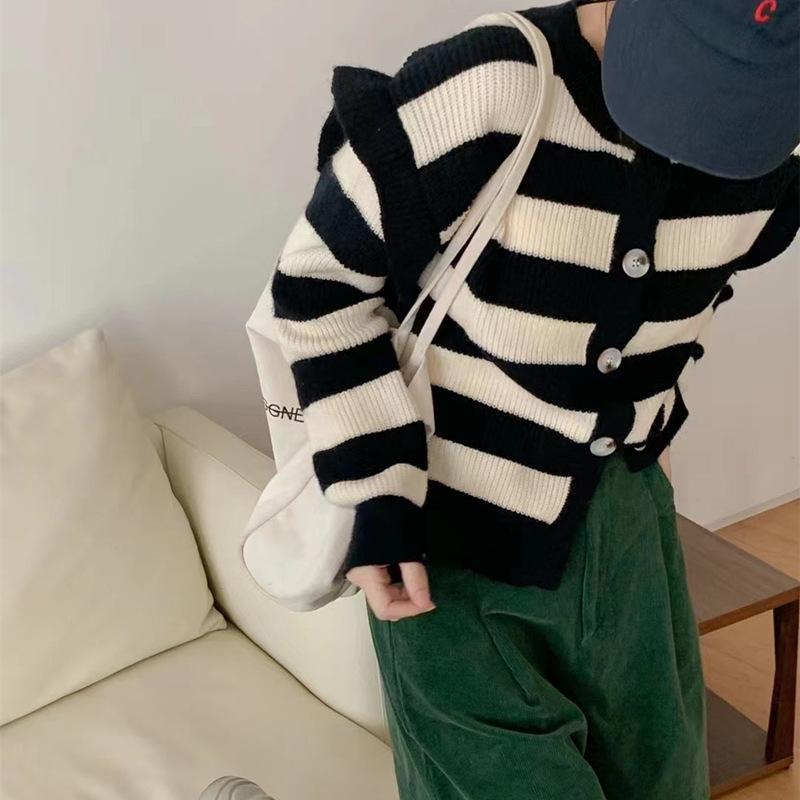 

Женский осенне-зимний новый вязаный кардиган с рюшами, свободный полосатый теплый мягкий свитер, джемпер, пальто One Size чёрный