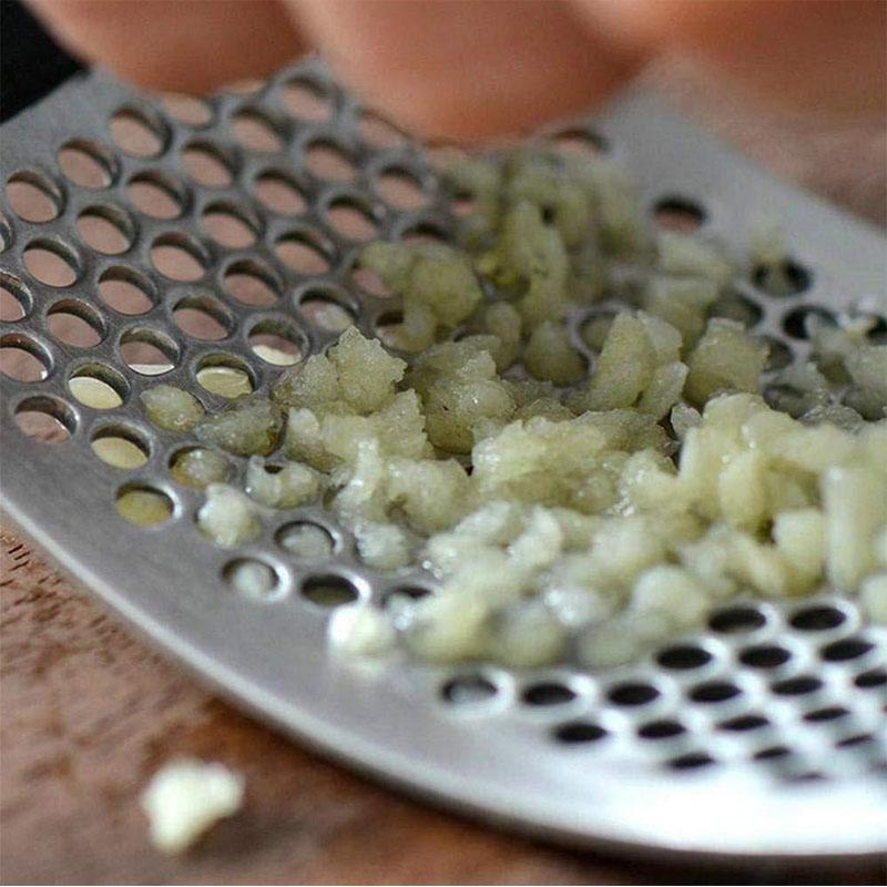 Garlic Mud Artifact 304 Stainless Steel Garlic Mortar Household Kitchen Utensils Stirring, Smashing and Smashing Garlic Ring Garlic Press