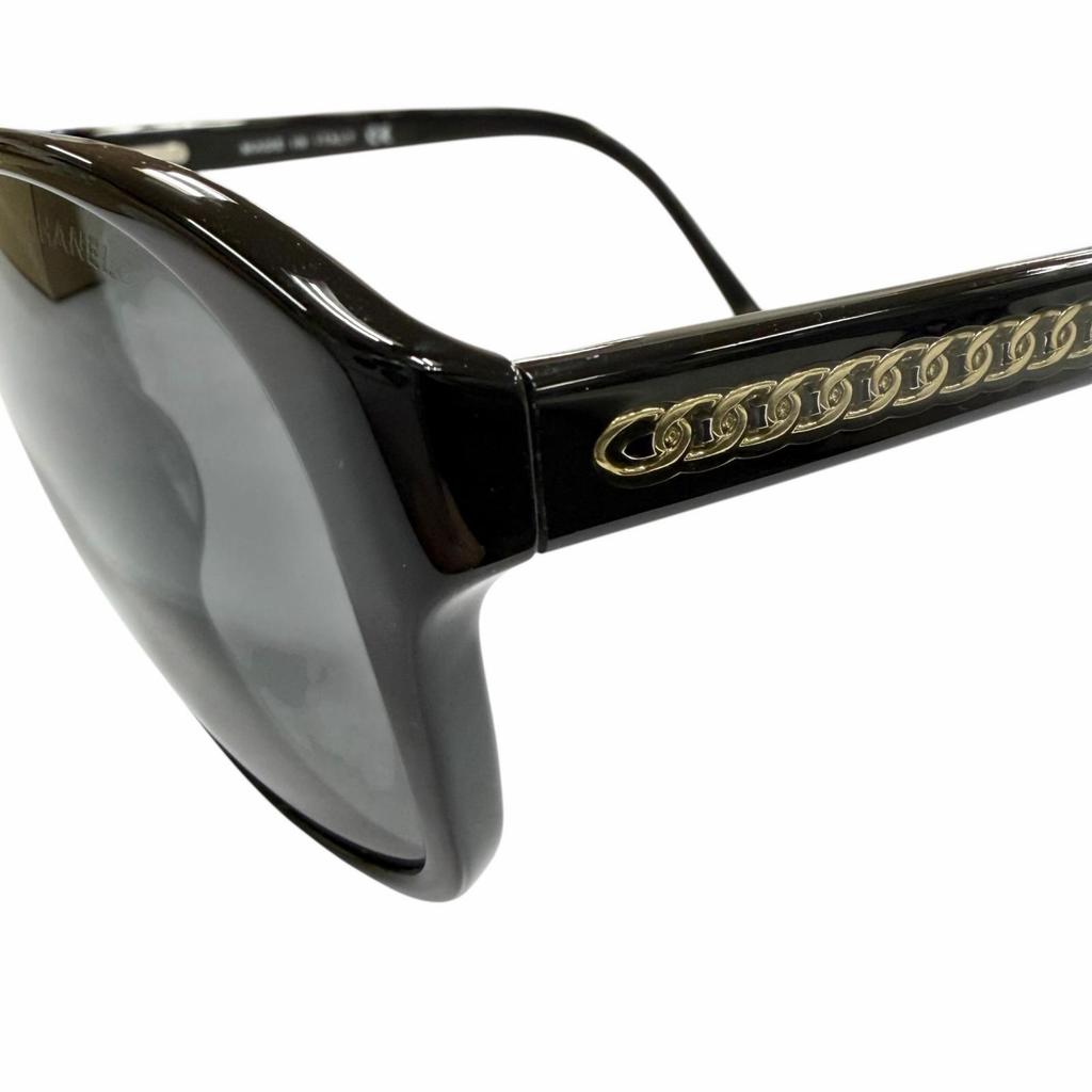 Great CHANEL sunglasses black mens Used