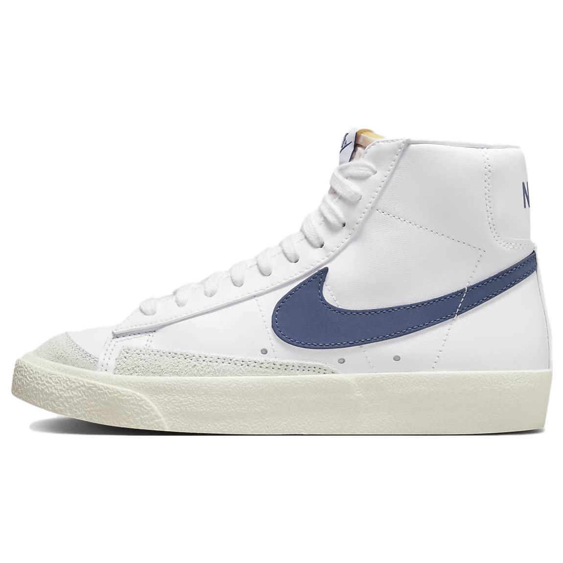 

новые женские Nike Blazer Mid белые с голубым оттенком 37.5