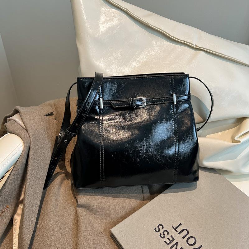 

Модная женская новая универсальная сумка через плечо