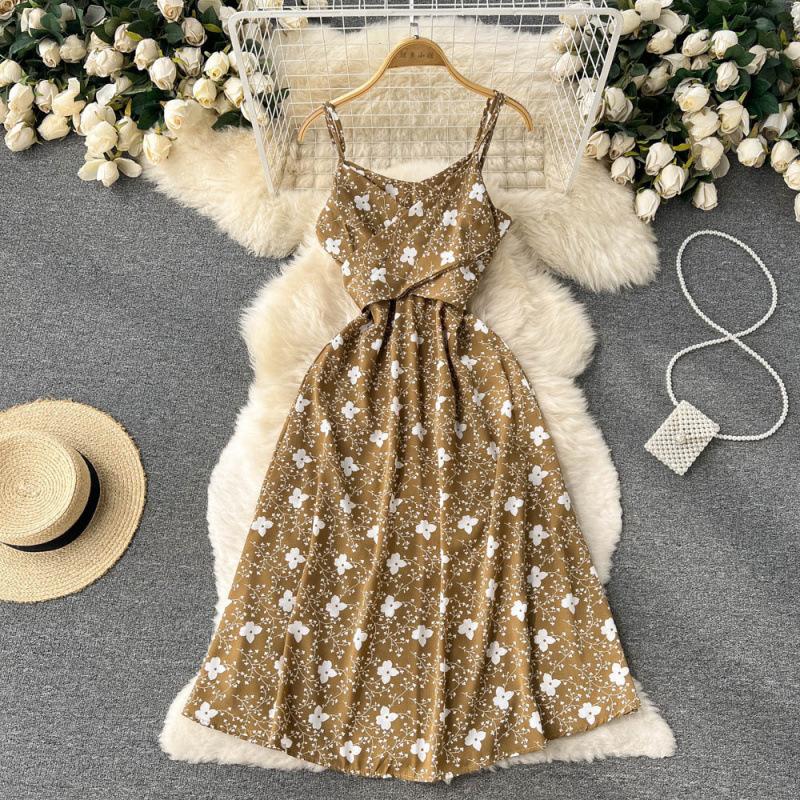Gentle wind literary and sweet collar waist retro floral suspender skirt medium and long thin versatile Platycodon fairy skirt one size fits all