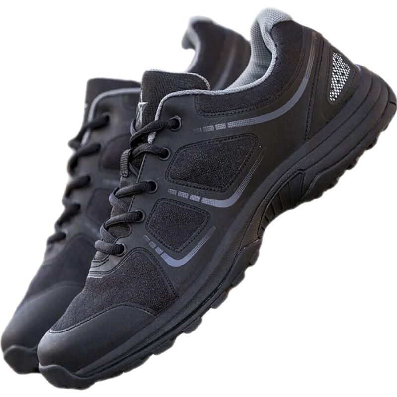 Lü Dun Black Athletic Training Shoes