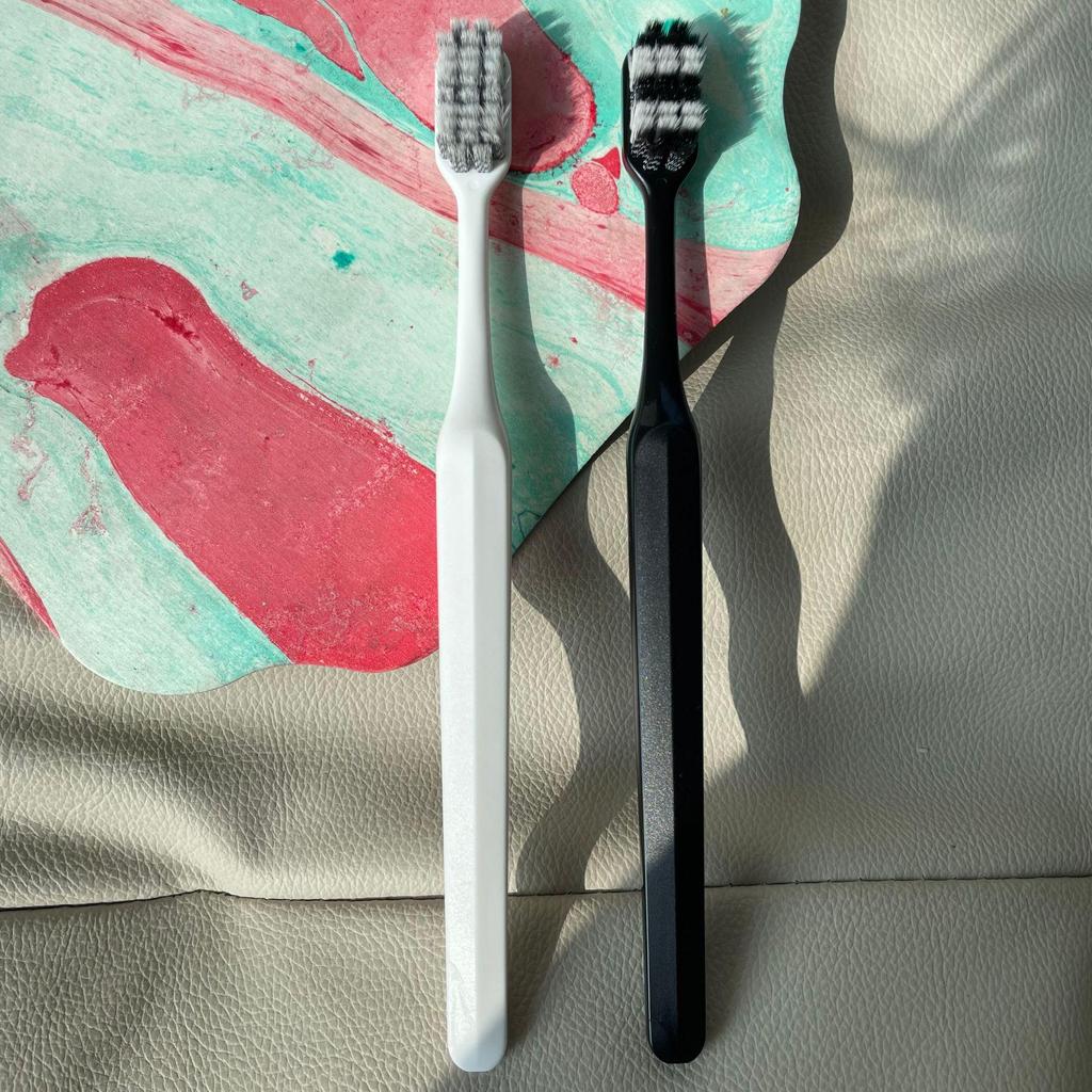 Black & White Soft Bristle Toothbrush Set for Couples - 2-Piece with Frosted Handle & Long Brush Head