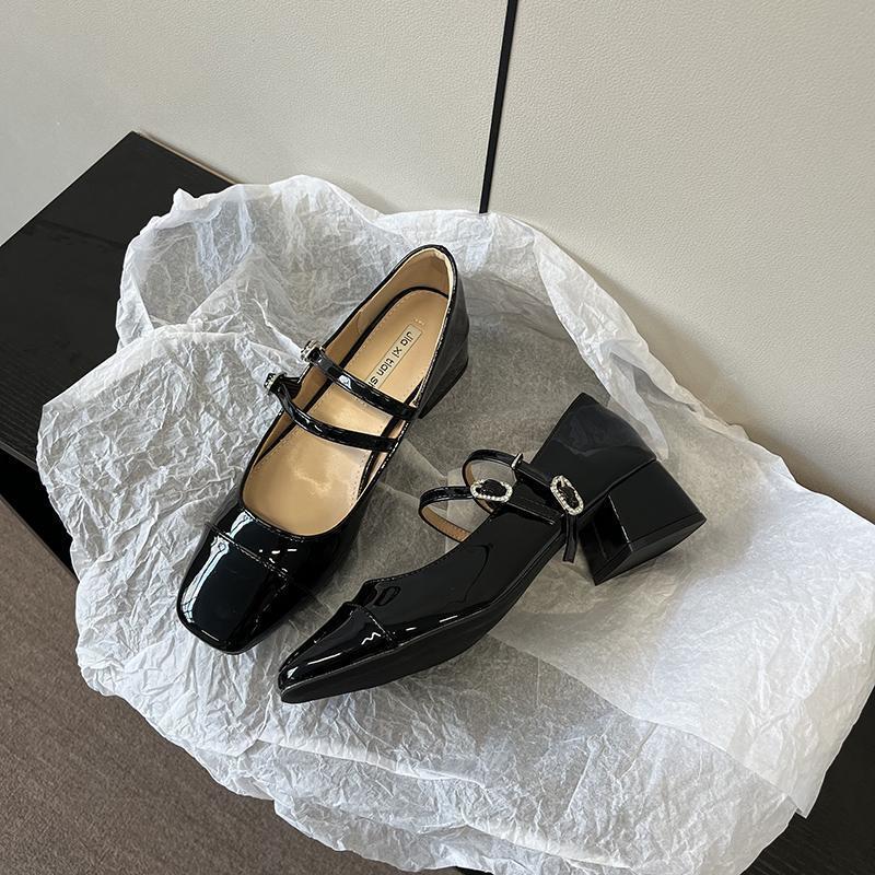 Französische Blockabsatz silberne Einzelschuhe Damen Frühling und Herbst mittlerer Absatz 2025 neu Fee Abendbrise mit Rock Mary Jane High Heels