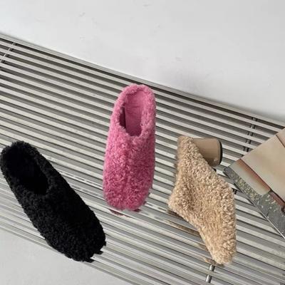 Zima Nowe Okrągłe Palce Płaskie Antypoślizgowe i Kaszmirowe Kapcie Jednolity Kolor Prosta Moda Wygodne Grube Wysokie Obcasy Kapcie