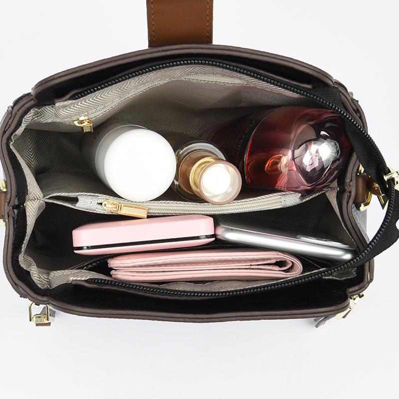 The New Luxury Handbags Women Bags Designer Handbags Casual Leather Cowhide High Capacity Shoulder Crossbody Bags for Women CLE